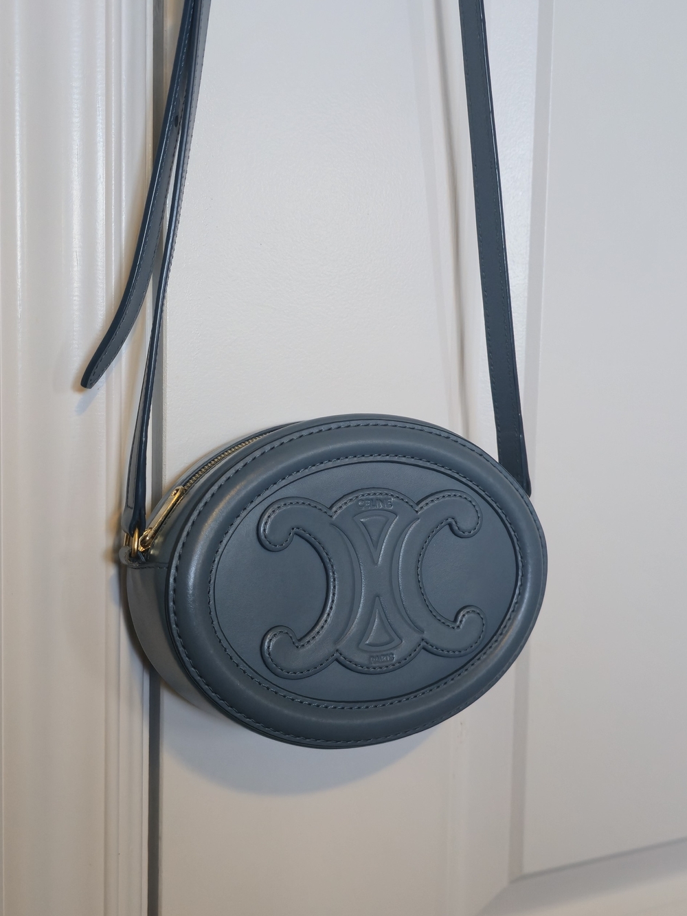 Celine Blue Triomphe Oval Leather Crossbody Bag - Picture 8 of 11